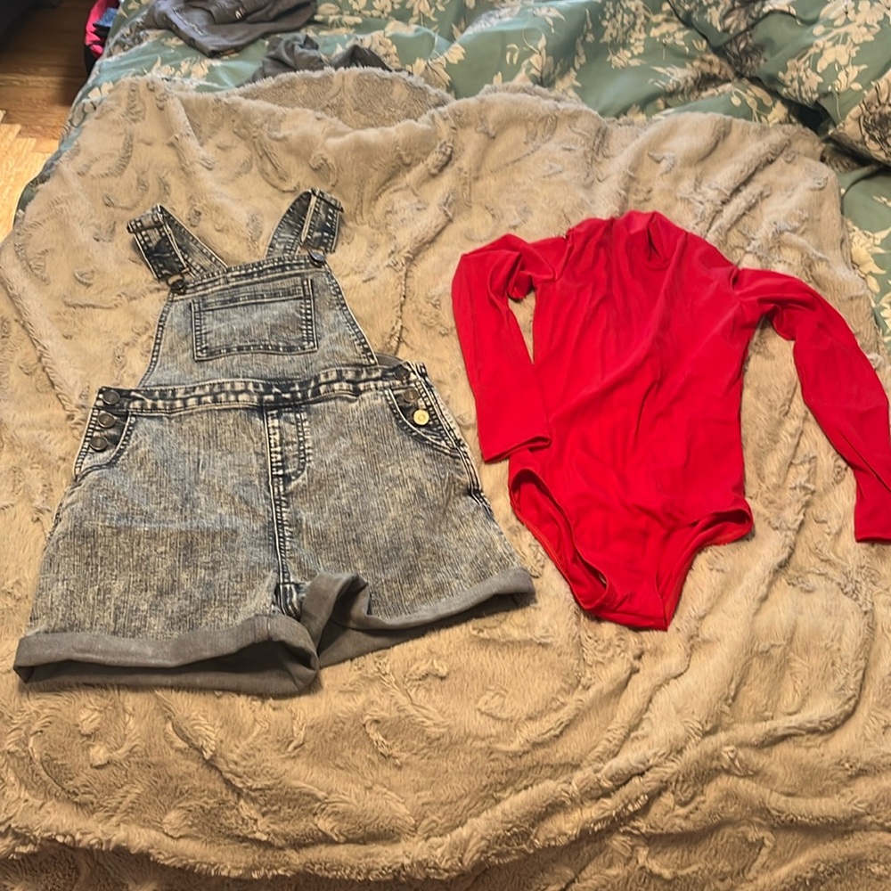 Dance costume